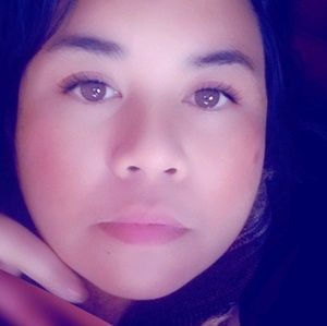 Meet your Posher, Charito